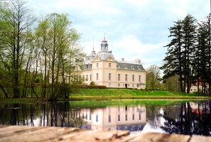 Exterior - Kronovalls vinslott (Tomelilla)