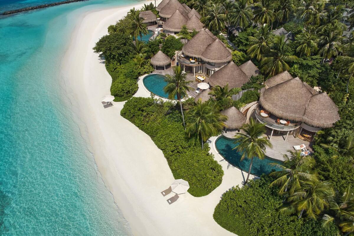 ห้องคลาสสิก,  สระว่ายน้ำส่วนตัว (Beach Residence) | 1 ห้องนอน, ผ้าปูที่นอนฝ้ายอียิปต์, เครื่องนอนระดับพรีเมียม