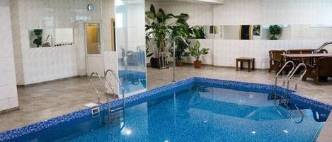 Piscine couverte