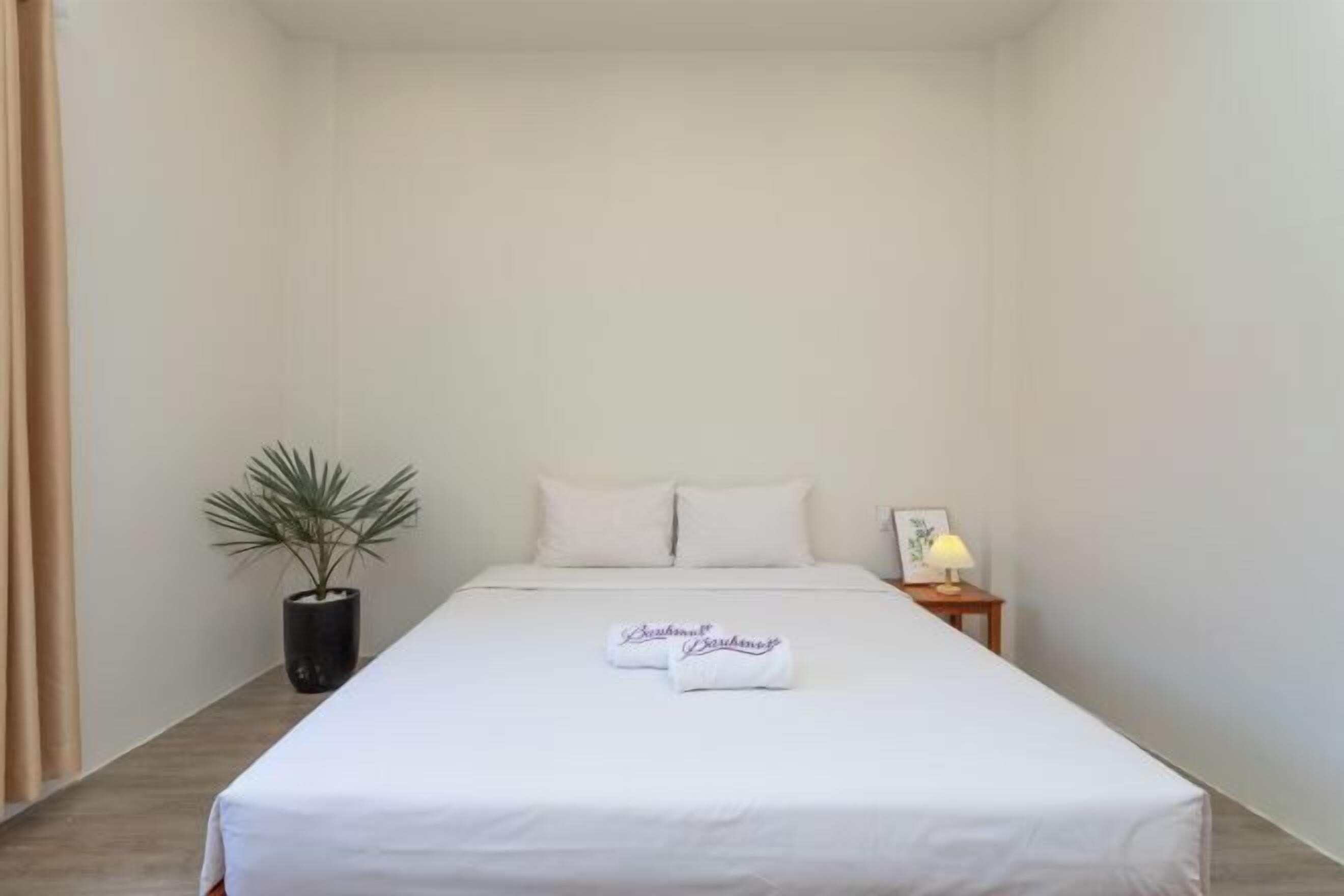 Minibar, in-room safe, desk, blackout drapes