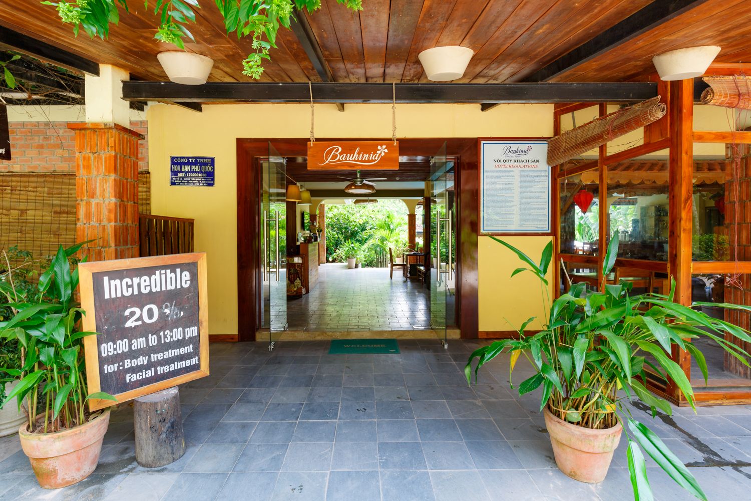 Entrada de la propiedad