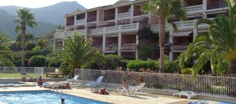 Suuri valoisa huoneisto merinäköalalla, 50 metrin päässä rannasta ja autotalli D14