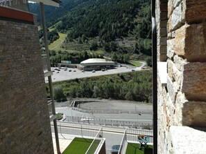 Apartment, 1 Bedroom, Mountain View | View from room