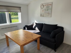 Hytte, 2 soverom, privat bad (Storstugan) | Wi-fi (inkludert)