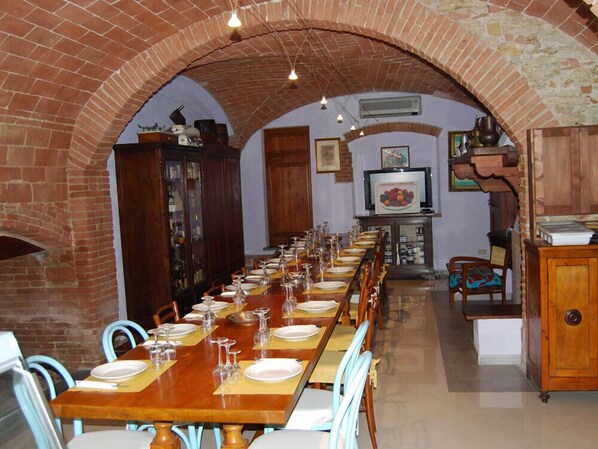 Breakfast and lunch served - Le Biricoccole (Rosignano Marittimo)