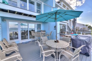 Outdoor dining - Beach at your toes, sand in your hands. Come and enjoy "Sea La Vie" (Panama City Beach)
