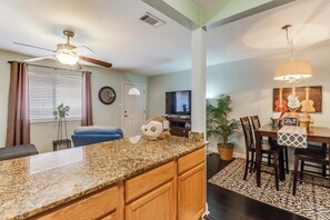 Interior - Luxurious King bed Condo across from Beach, Boardwalk, Shops and Restaurants.  (Biloxi)