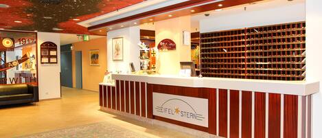 Mostrador para check-in y check-out