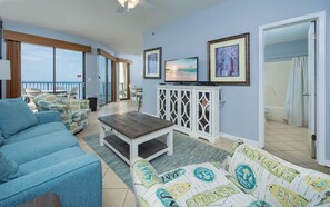 Flat-screen TV, stereo - One bedroom…Phoenix V…Gulf Front Condo #1214 (Orange Beach)