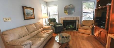 Smart TV, DVD player