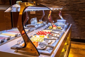 Free buffet breakfast