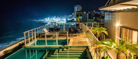 Outdoor pool, pool loungers