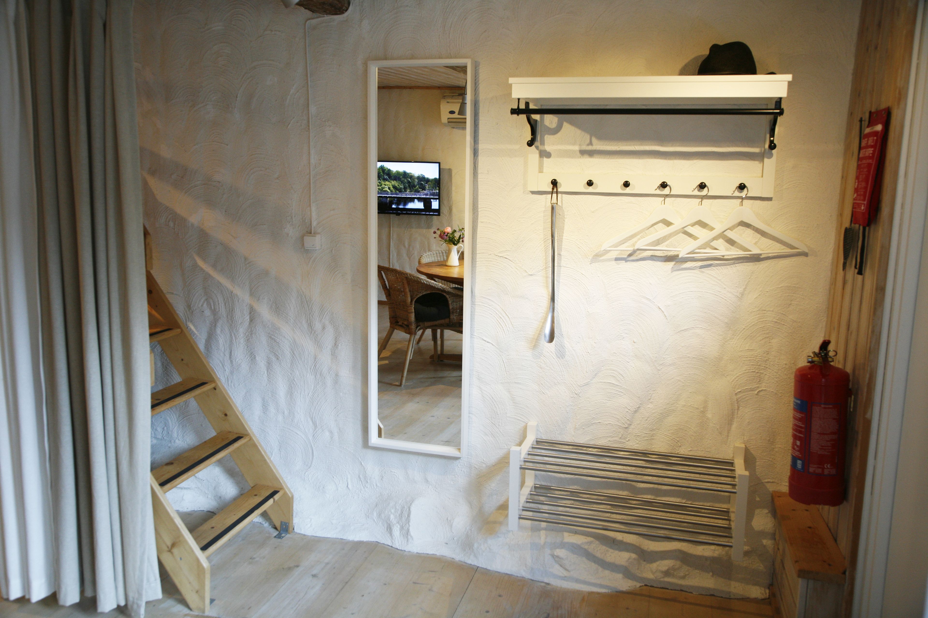 Apartment, 1 Bedroom, Ensuite | Living area | Flat-screen TV, fireplace