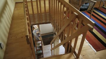 Apartment, 1 Bedroom, Ensuite | Individually decorated, individually furnished, soundproofing