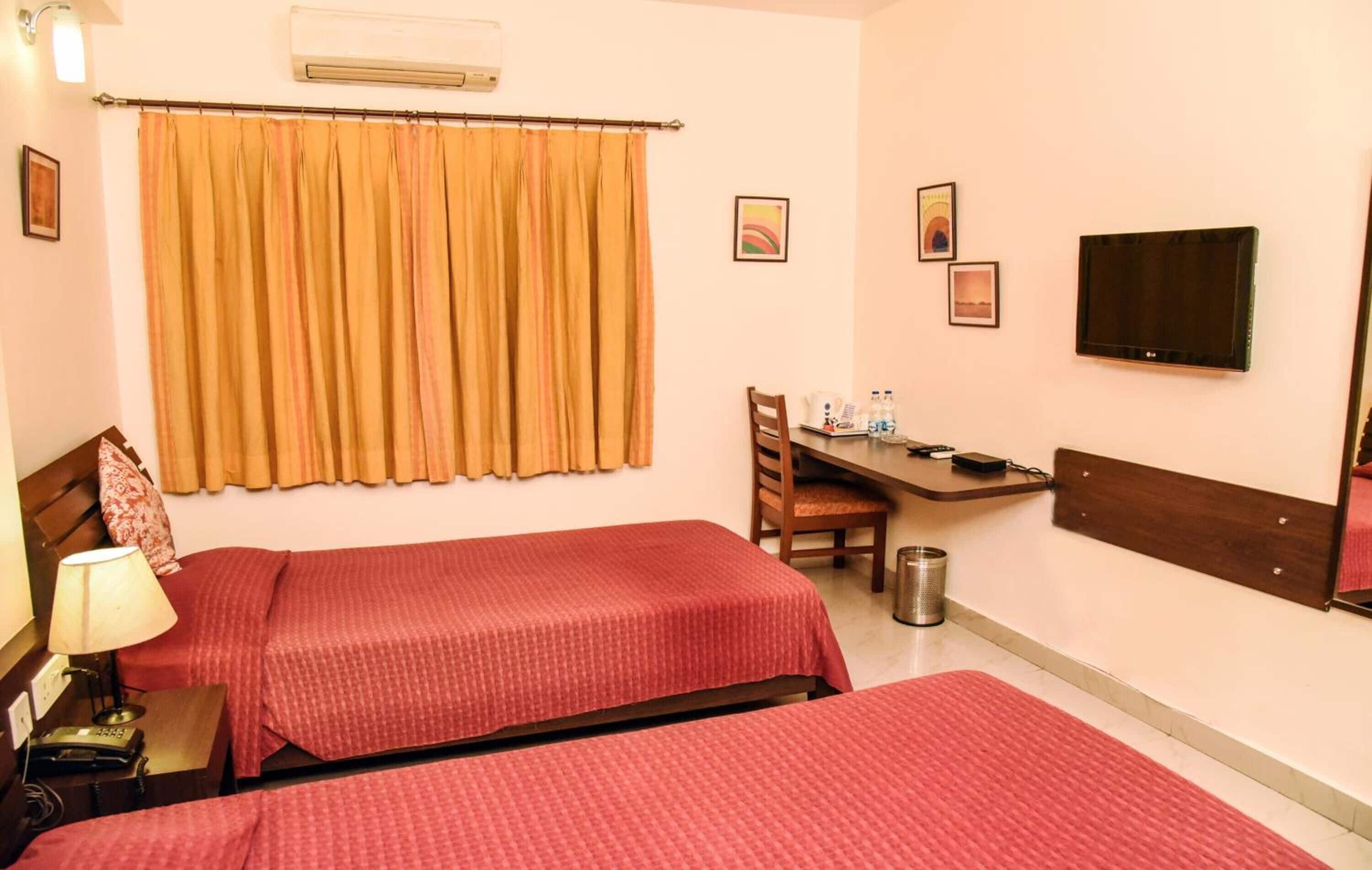 Photo - Red Arrow Residency