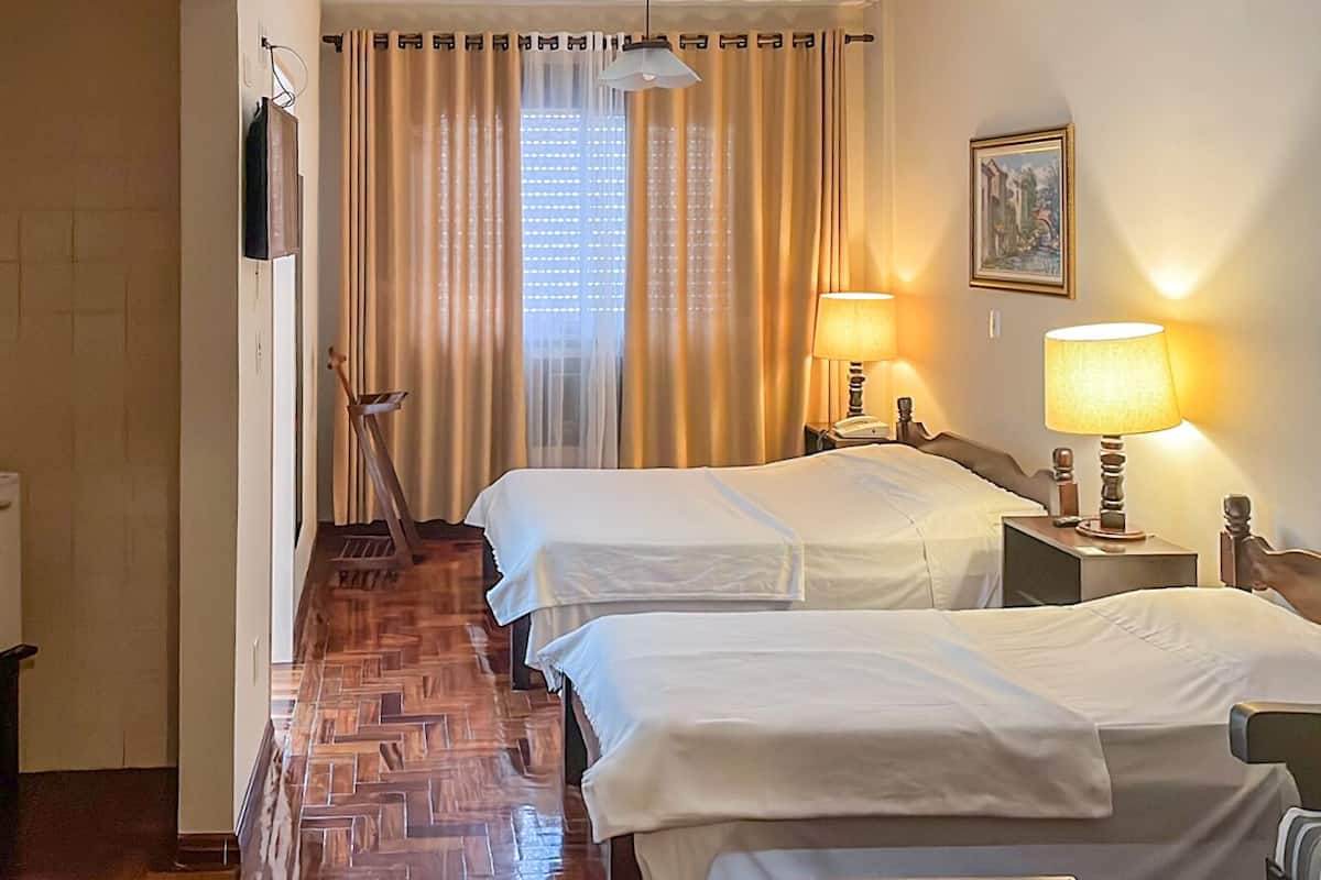 blackout curtains, free wifi, bed sheets