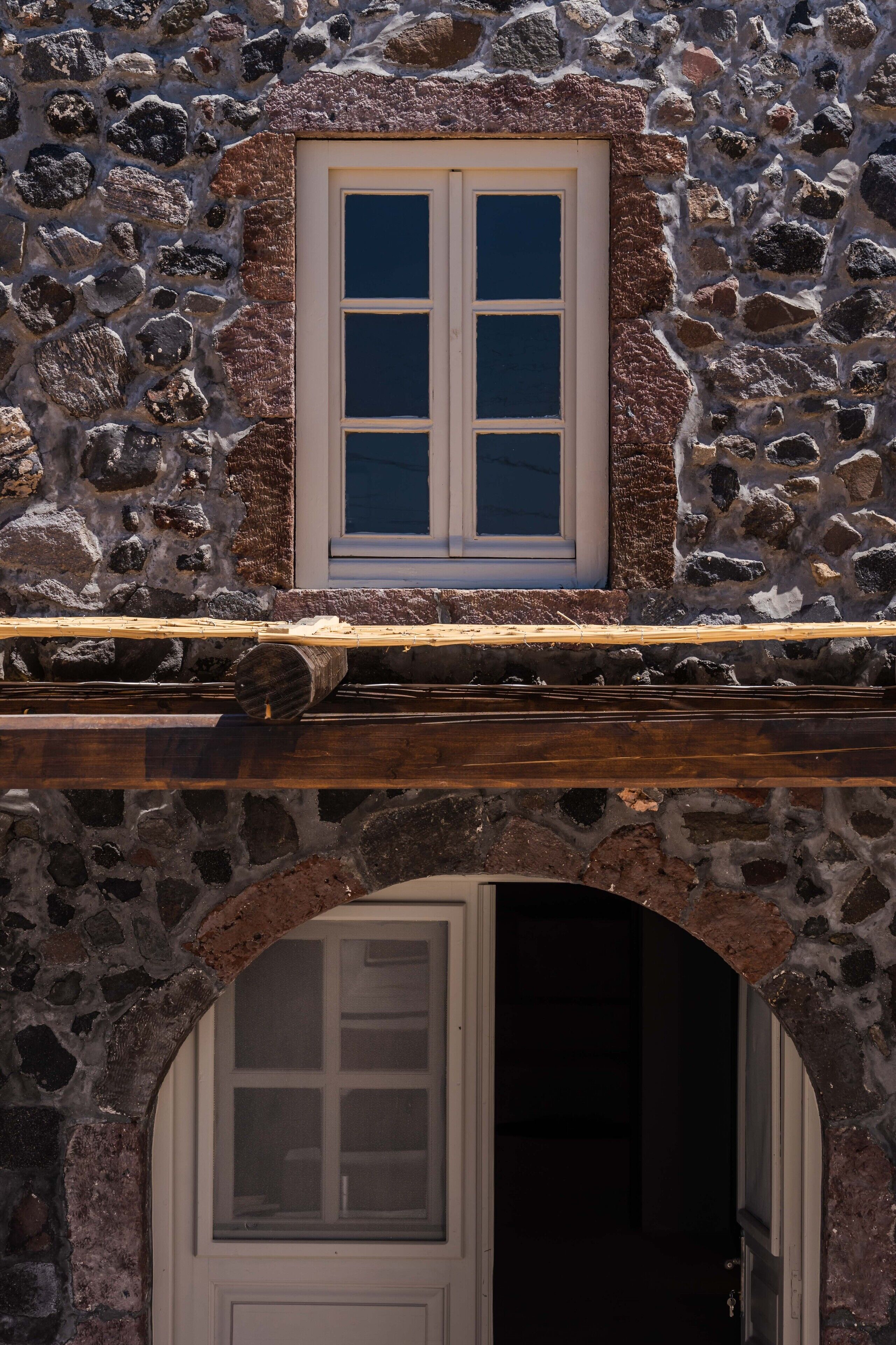 Foto - Phaos 1870, A restored Winery