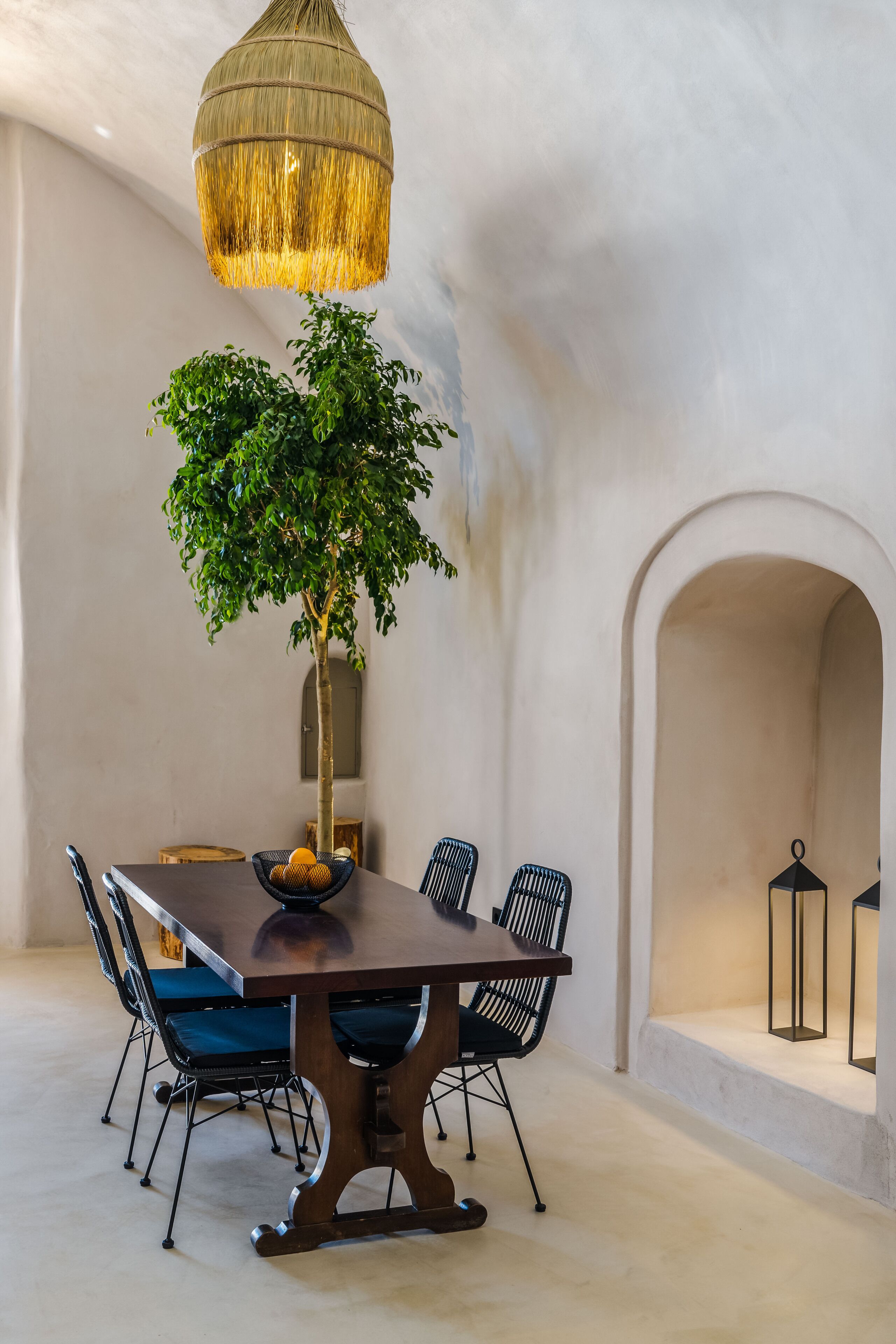 Foto - Phaos 1870, A restored Winery