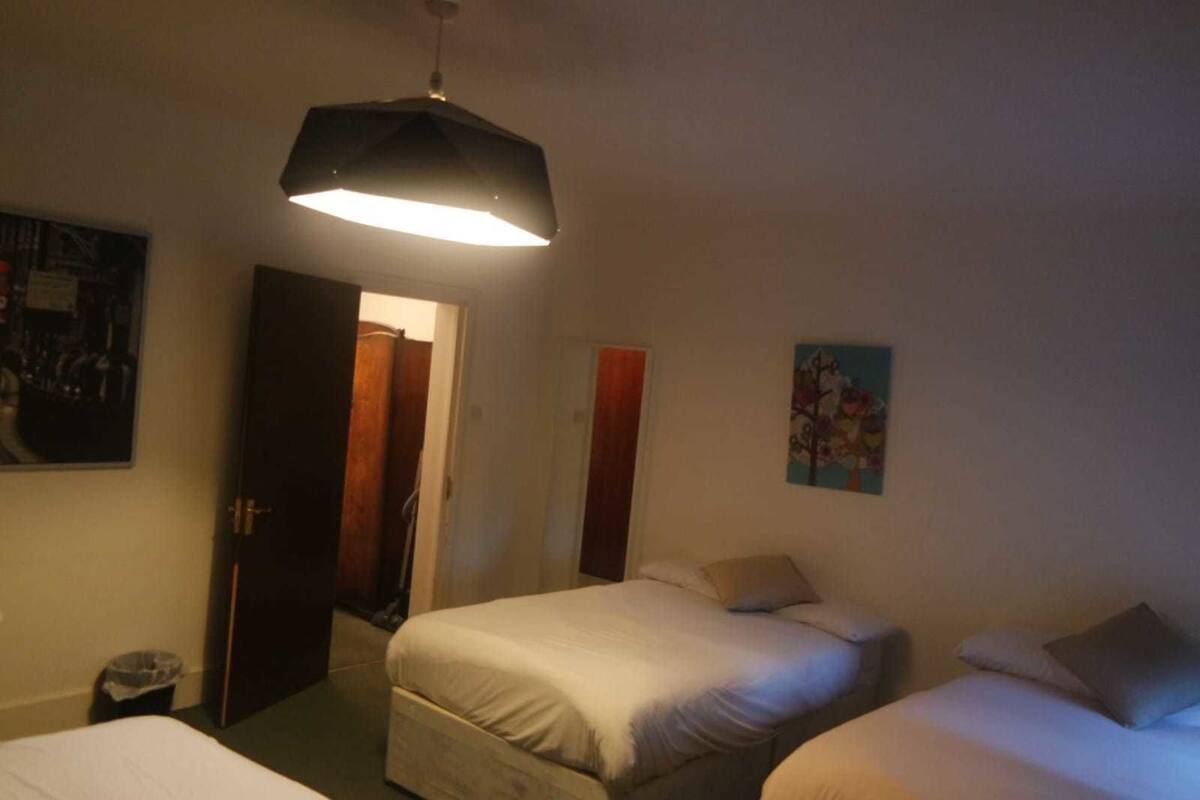 Suite familiar | Wifi gratis y ropa de cama
