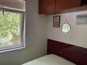 Chambres insonorisées, fer et planche à repasser, Wi-Fi gratuit