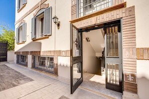Property entrance - Aurelia Vatican Suites (Rome)