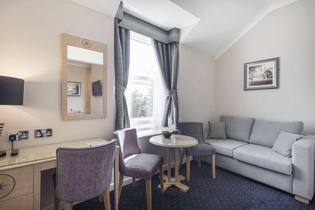 deluxe double room | 1 bedroom, premium bedding, in-room safe, desk