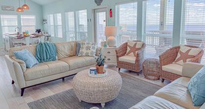 Splash Spacious 3BD 3bath Beachfront! Steps to Beach!