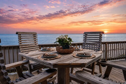 Splash Beachfront Accueil 3 BR, 3 BTH, cuisine gastronomique, Amazing Deck