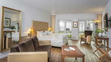 Studio Deluxe | Minibar, bureau, espace de travail pour ordinateur portable