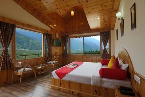Quarto superior | Roupas de cama premium, ferros/tábuas de passar roupa