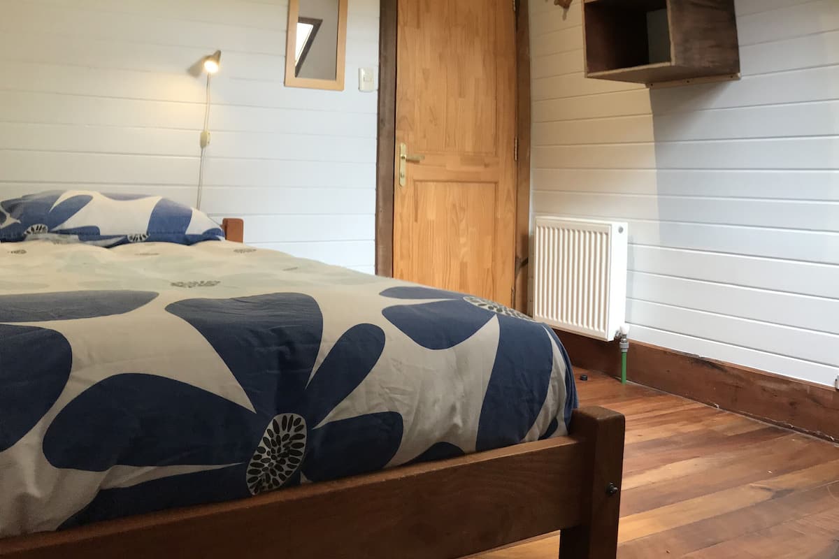 Kamar Single Standar, kamar mandi umum | Setrika/meja setrika dan Wi-Fi gratis