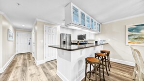 Fridge, microwave, oven, stovetop - Stunning Beachfront Condo w/ Free Beach Service~ Crystal Dunes 405 (Destin)