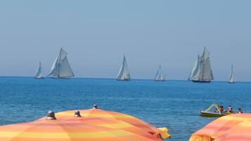 Private beach nearby, beach bar