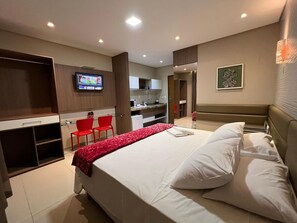 Studio Basic | 1 kamar tidur, seprai premium, minibar, dan brankas
