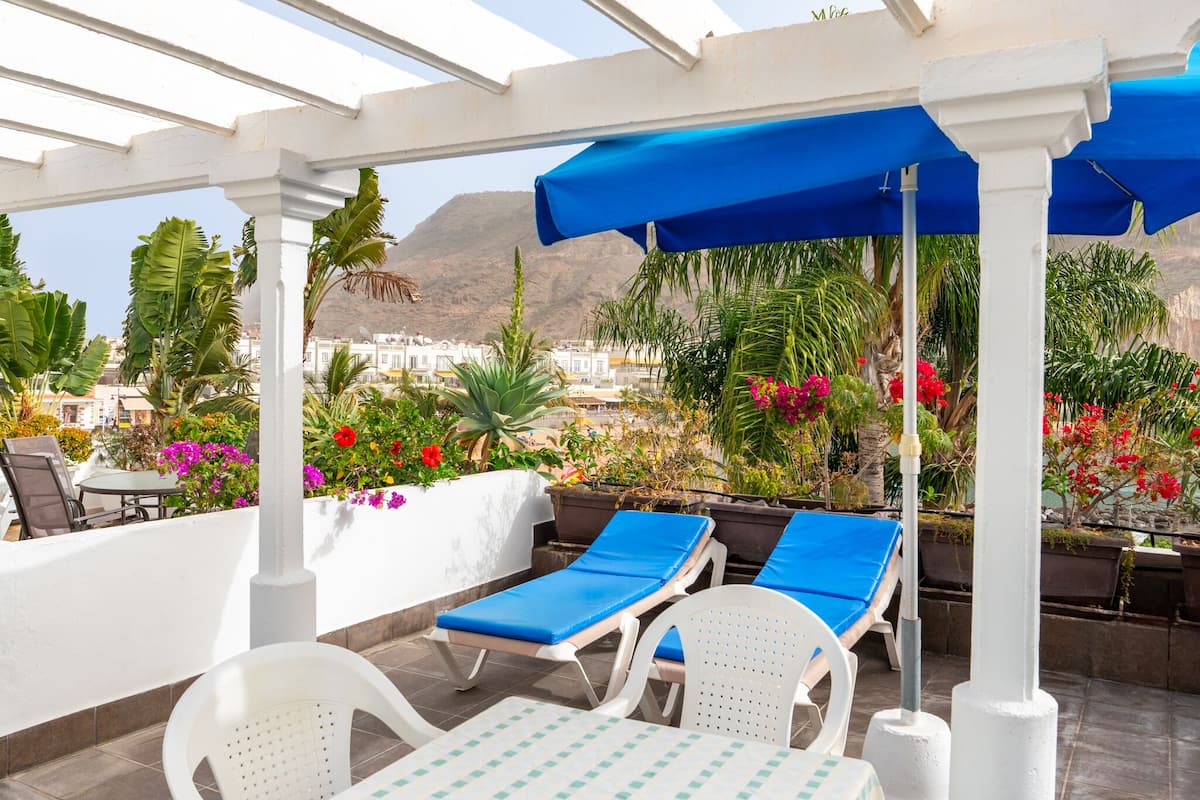 Superior-Apartment, Hafenblick (solarium, top floor) | 1 Schlafzimmer, Zimmersafe, individuell dekoriert