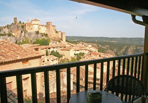 Superior Double or Twin Room | View from room - Hotel Castillo de Alquézar (Alquezar)