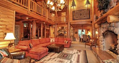 Luxury Mountain Home. Hot Tub, 6 Bedrooms, 5.5 Bath, Theater, Steam Rm, Sauna