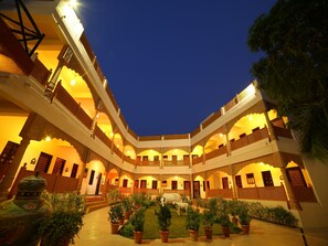 Haveli | Garden view