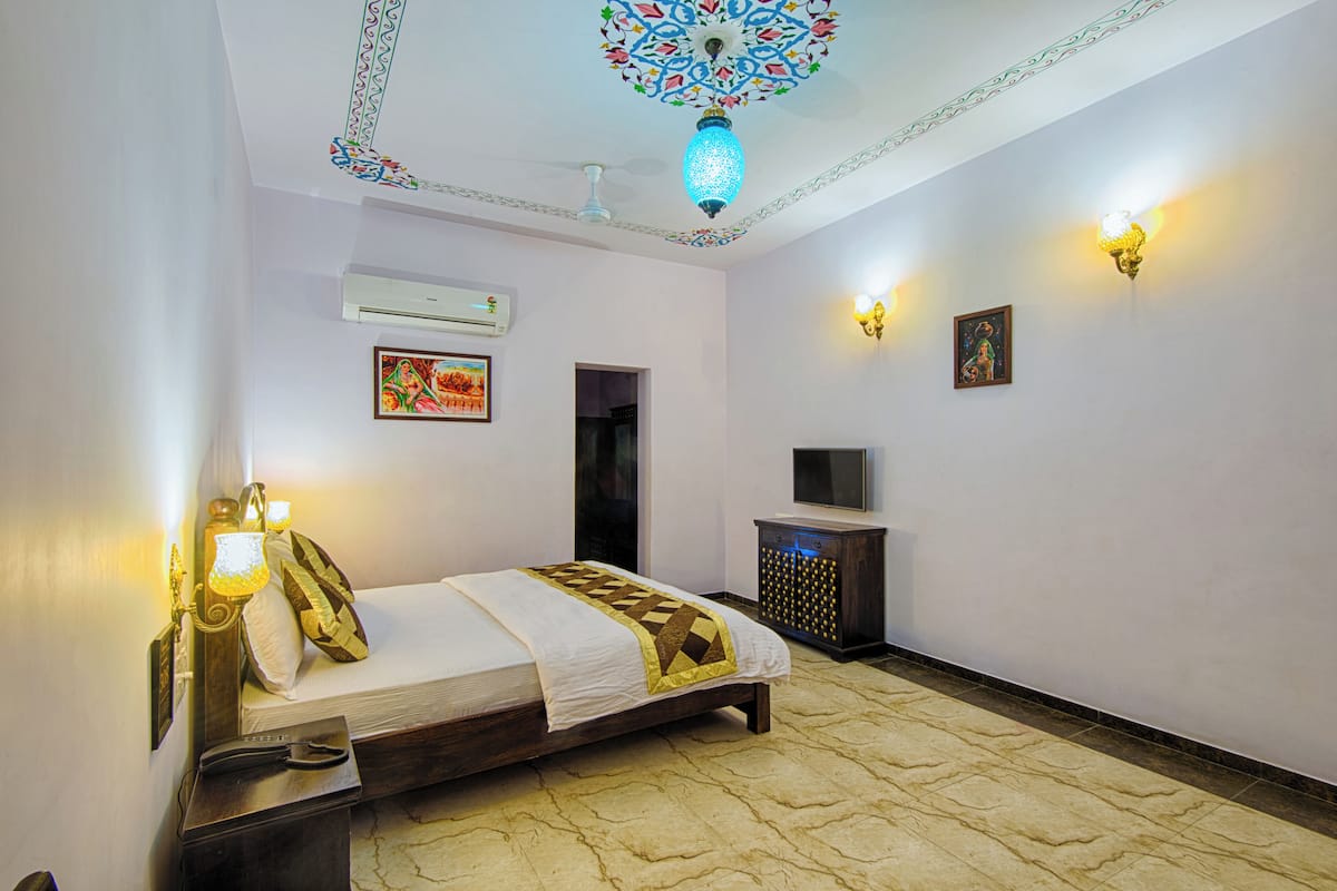 Haveli | Premium bedding, individually decorated, free WiFi, bed sheets
