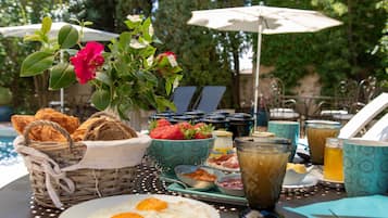 Petit déjeuner continental compris tous les jours