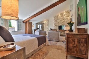 Deluxe-Dreibettzimmer