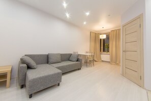 Studio Suite, 1 Queen Bed with Sofa bed, Tower - TravelFlat Apartments (Krasnogorsk)