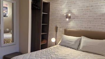 Doppelzimmer | Schreibtisch, Bügeleisen/Bügelbrett, Babybetten, Zustellbetten