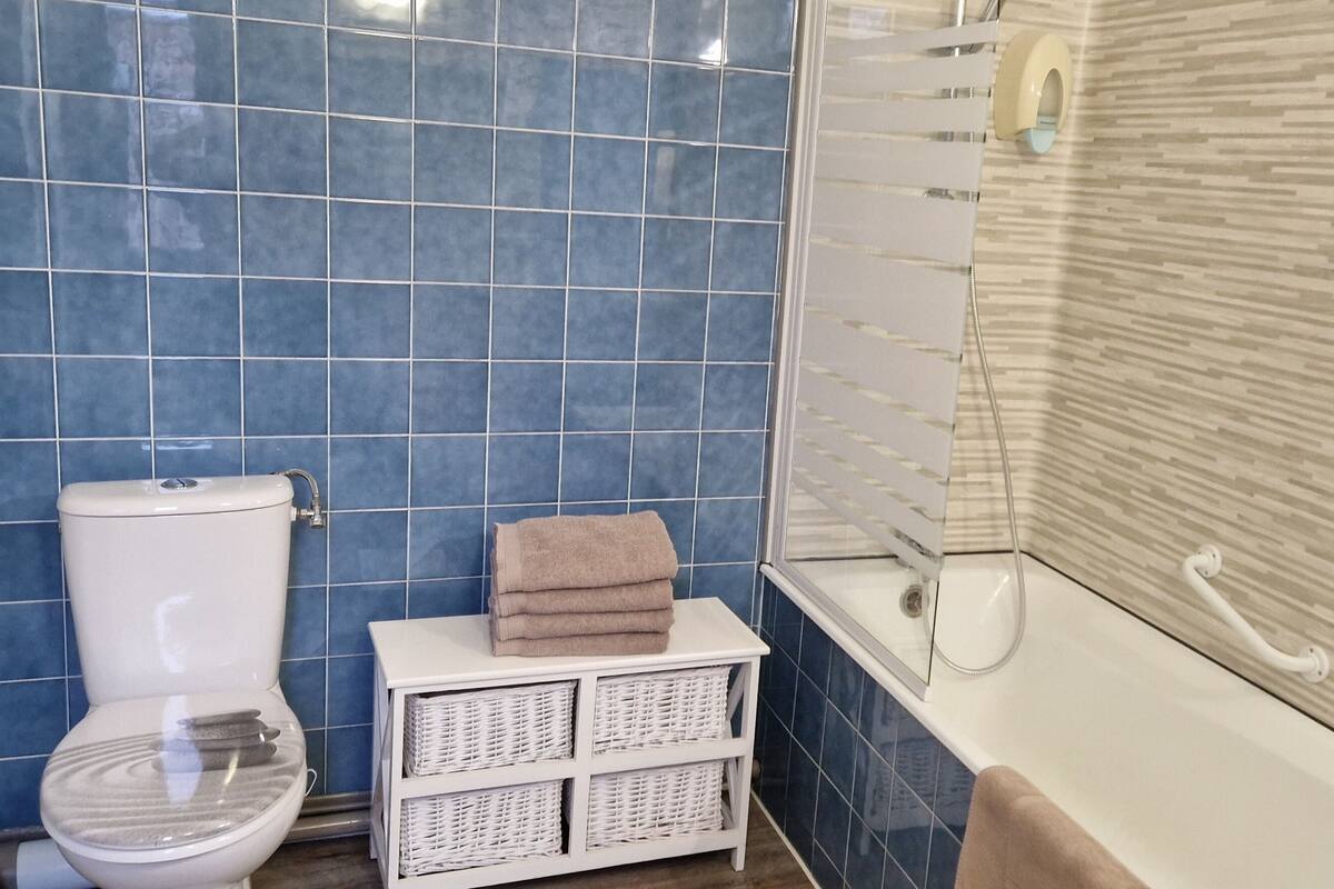 family room | bathroom | hair dryer, towels