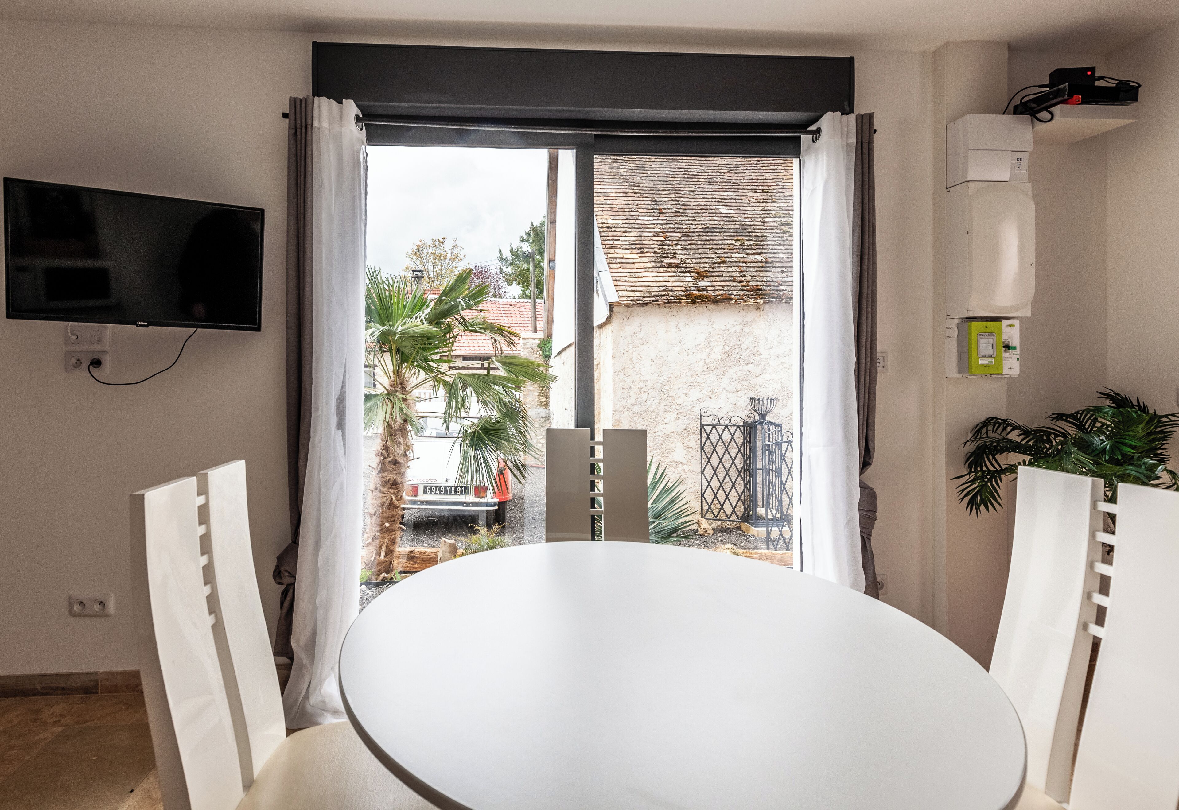 Travertin | Opholdsområde | Fladskærms-tv