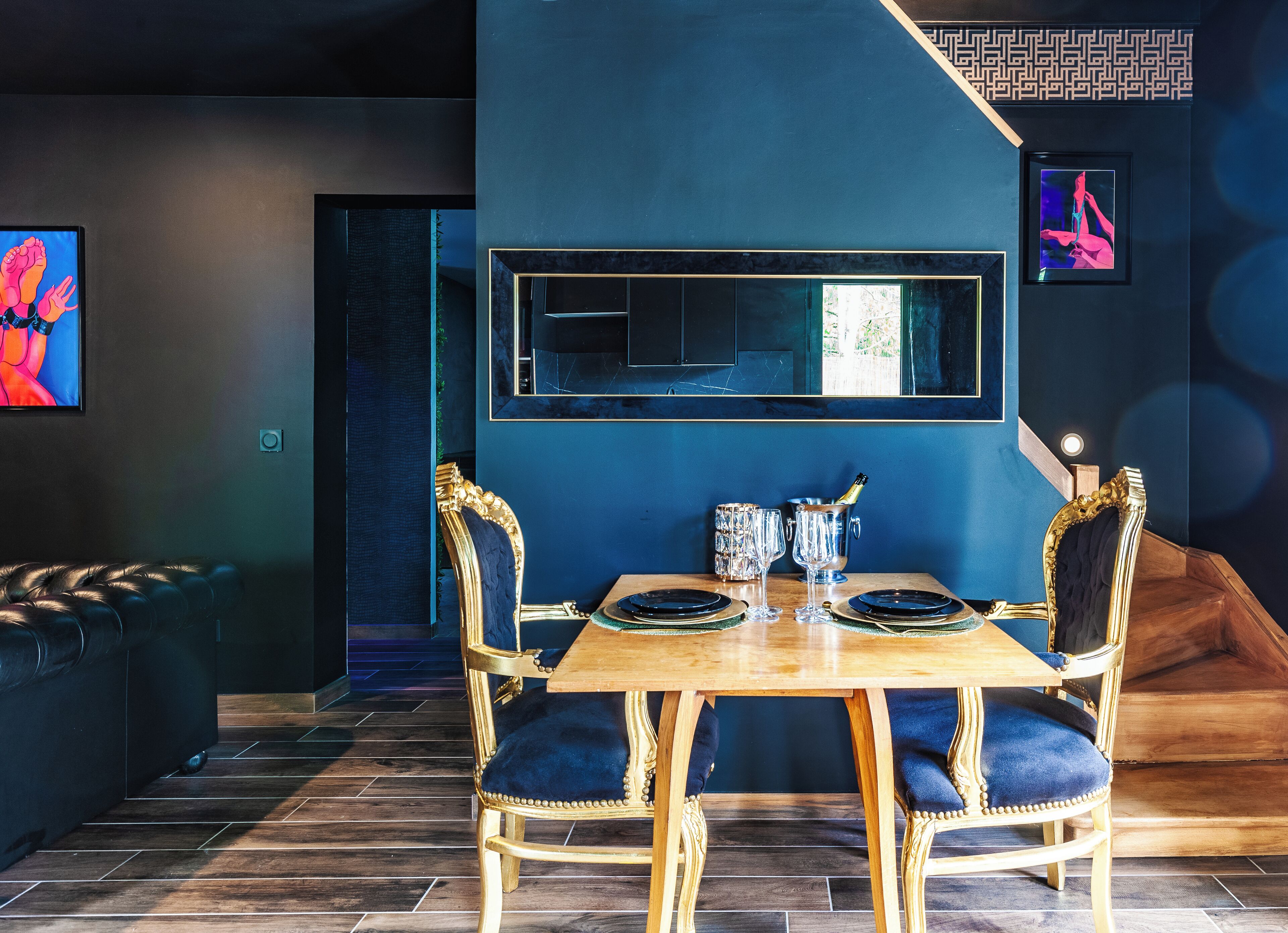Love Room Ô plaisirs charnels | Living area