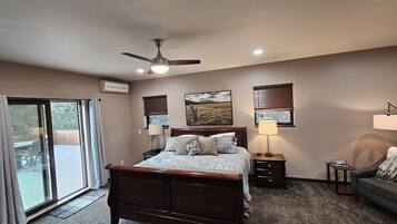 5 bedrooms, iron/ironing board, WiFi, bed sheets