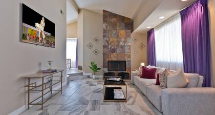 YHTEENSÄ RENKAAKKAA KAUNIS KOTELO, jossa on uima-allas & SPA & vuoristomaisemat & PRIVATE AREA