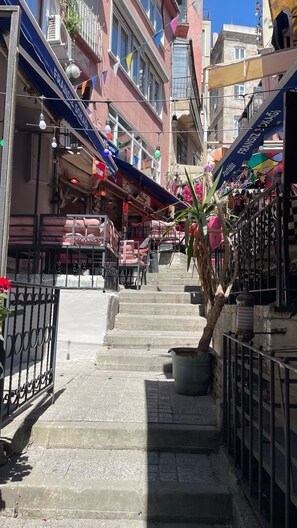 Front of property - Chez Bore  (Istanbul)