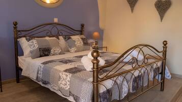 Stúdíóíbúð - 1 svefnherbergi - útsýni yfir port | 1 svefnherbergi, öryggishólf í herbergi, skrifborð, straujárn/strauborð